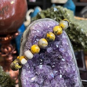 Bumblebee Jasper 8 mm bracelet